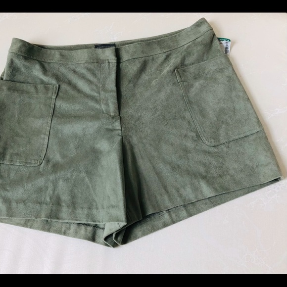 “VINCE CAMUTO” SUEDE LIKE SUMMER SHORTS~BRAND NEW! - Picture 1 of 9
